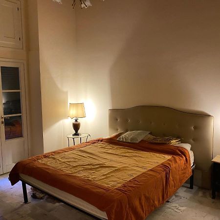 Renovated Apartment With 3 Bedrooms In An Historic Palazzo Between Port And Old Town Livorno Luaran gambar