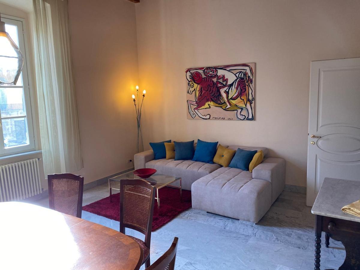 Renovated Apartment With 3 Bedrooms In An Historic Palazzo Between Port And Old Town Livorno Luaran gambar