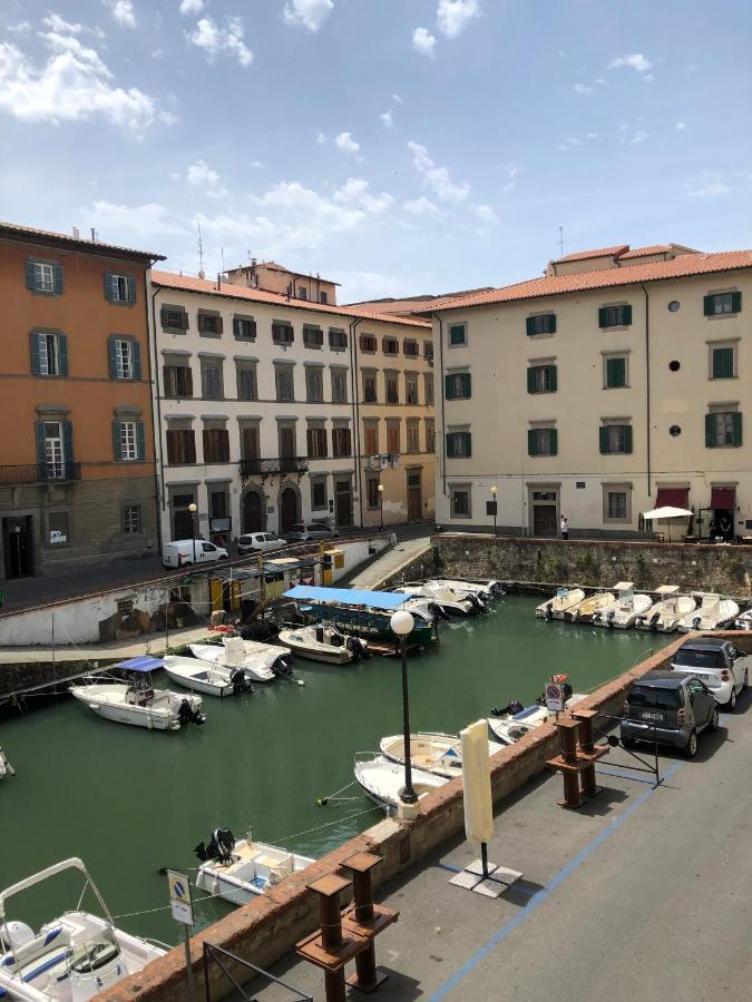 Renovated Apartment With 3 Bedrooms In An Historic Palazzo Between Port And Old Town Livorno Luaran gambar
